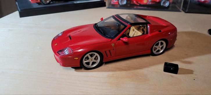 Hotwheels Elite Ferrari Superamerica, Hobby en Vrije tijd, Modelauto's | 1:18, Zo goed als nieuw, Auto, Hot Wheels, Ophalen of Verzenden
