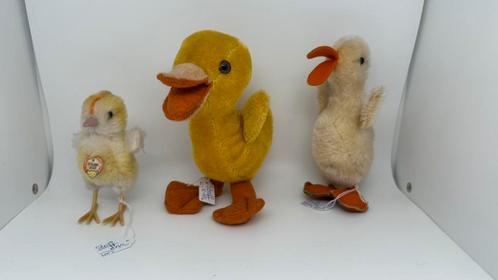 3 oude Steiff eenden en kuiken. Kuiken met knop en kaartje, Antiek en Kunst, Antiek | Speelgoed, Ophalen of Verzenden
