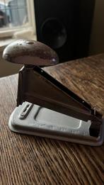 leuke Antieke Nietmachine uit 1950, Ophalen of Verzenden