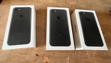Leeg doosje.  iphone 7 beschikbaar voor biedingen