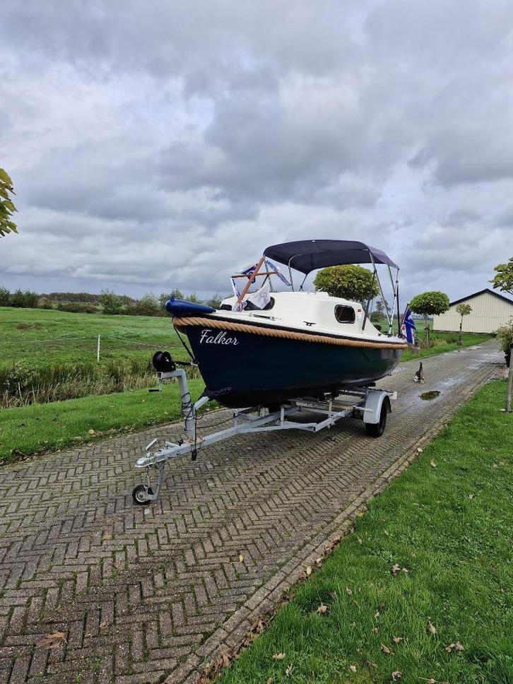 Kajuitboot, Watersport en Boten, Motorboten en Motorjachten, Gebruikt, Polyester, Tot 6 meter, Benzine, Buitenboordmotor, Minder dan 10 pk