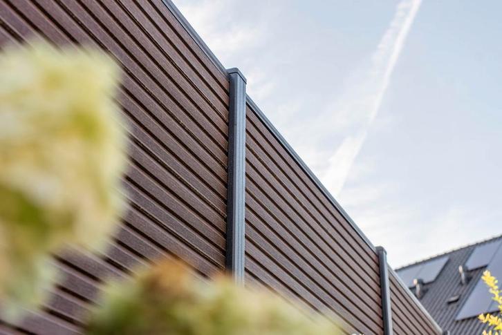 Composiet schutting €195 per meter inclusief montage, Tuin en Terras, Schuttingen, Zo goed als nieuw, Kunststof, 1 tot 2 meter