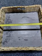 Rieten Tafelmand met Gebruikerssporen, Ophalen