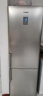 Samsung koelkast, Ophalen, 200 liter of meer, Met aparte vriezer, Zo goed als nieuw