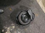Reserve band 175/65R15 in passende hoes, Auto-onderdelen, Banden en Velgen, Ophalen, 15 inch, 175 mm, Nieuw