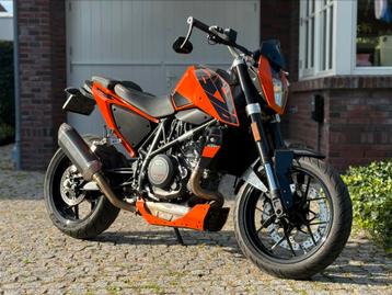 KTM Duke 690 (2017) beschikbaar voor biedingen