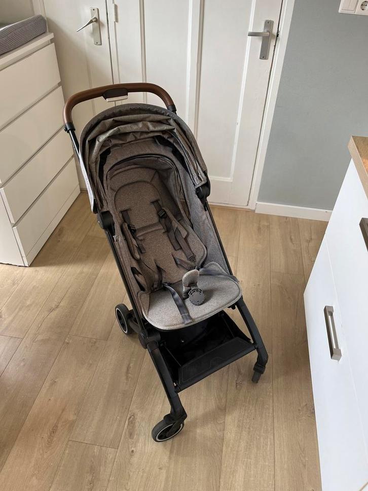Joolz Aer buggy - compact en lichtgewicht, Kinderen en Baby's, Buggy's, Gebruikt, Overige merken, Regenhoes, Verstelbare rugleuning