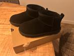 Ultra mini UGG’s zwart, Ophalen, Zo goed als nieuw, Overige