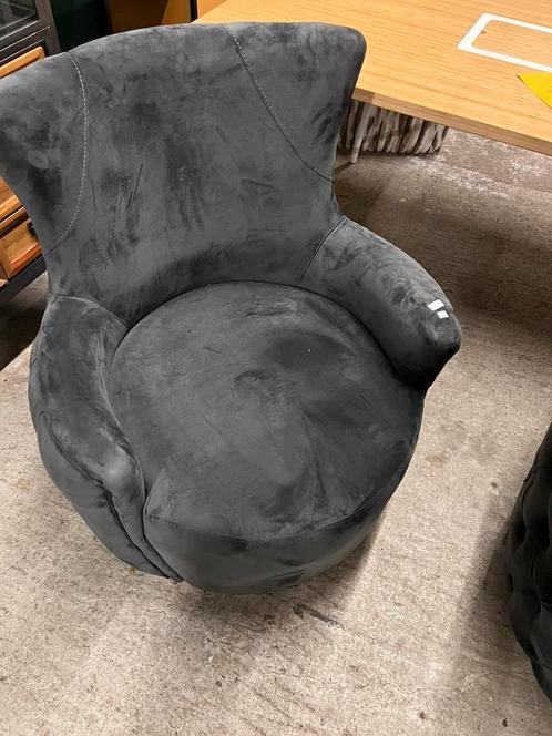 Grijze fauteuil nieuw!, Huis en Inrichting, Fauteuils, Nieuw, Ophalen