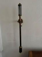 Scheepsbarometer met Cardanische Ophanging, Ophalen