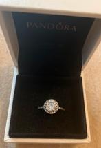 Pandora diamond ronde ring maat 52, Gebruikt, Dame, IJzer of Staal, Zilver