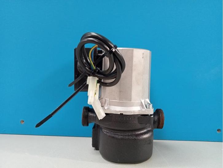 Cv pomp Nefit Economy VR/VRC24 CW4 RSL15/7-1 38364, Doe-het-zelf en Verbouw, Verwarming en Radiatoren, Zo goed als nieuw, Cv-ketel of Combi-ketel