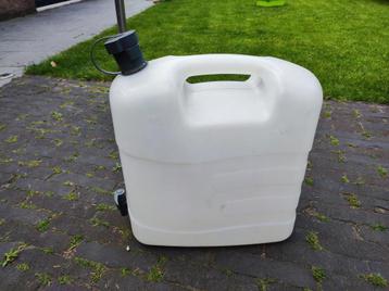 Jerrycan 20 liter camping beschikbaar voor biedingen