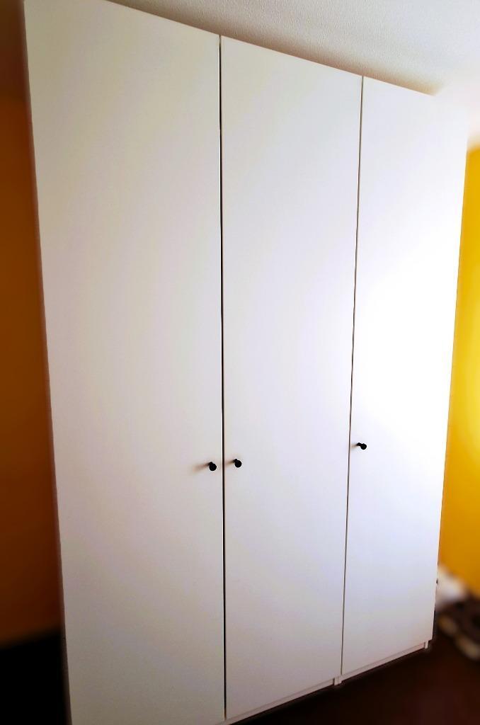 Ikea Pax witte hang/leg kledingkast, Huis en Inrichting, Kasten | Kledingkasten, Gebruikt, 200 cm of meer, 50 tot 100 cm, 50 tot 75 cm