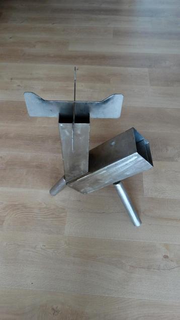 Rocket stove beschikbaar voor biedingen