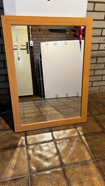 Rechthoekige Spiegel met beukenHouten Frame facet geslepen beschikbaar voor biedingen