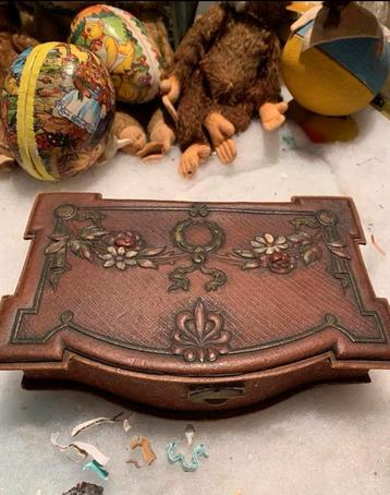 Brocante frankrijk  candycontainer beschikbaar voor biedingen
