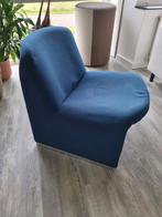 Artifort Alky chair kleur blauw Design by Giancarlo Piretti, Huis en Inrichting, Fauteuils, Ophalen of Verzenden, Minder dan 75 cm
