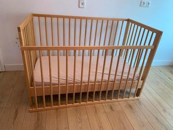 Ikea Ledikant - Houten Babybed beschikbaar voor biedingen