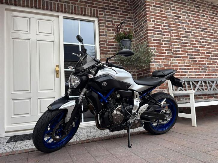YAMAHA MT 07 ABS (bj 2015), Motoren, Motoren | Yamaha, Bedrijf, Naked bike, meer dan 35 kW, 2 cilinders, Motorrijbewijs A