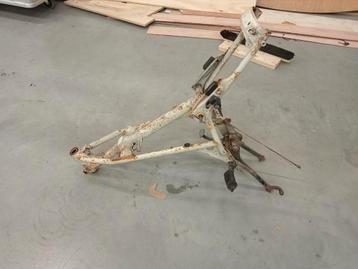 Netjes honda mb8 frame met duidelijk frame nummer beschikbaar voor biedingen
