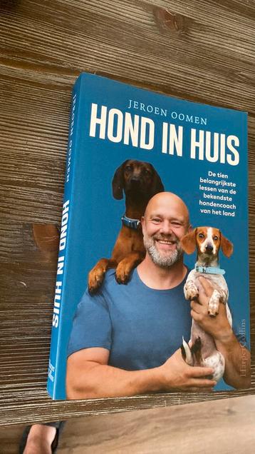 Jeroen Oomen - Hond in huis