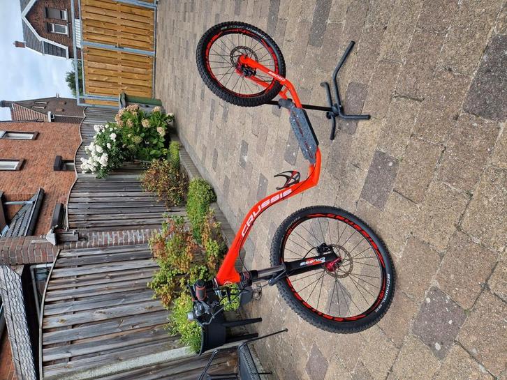 Hondenstep/bikejoring, Fietsen en Brommers, Steps, Zo goed als nieuw, Overige typen, Ophalen