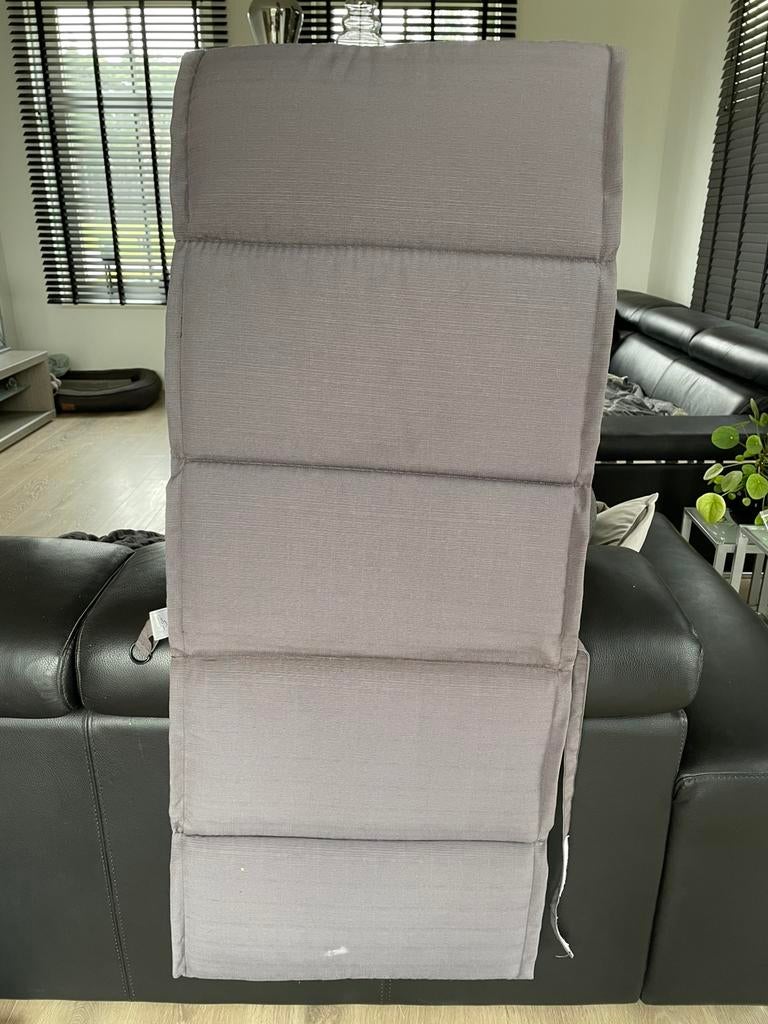 6 tuinstoelkussens merk summerset, 3x grijs, 3x fuchsia, Ophalen, Zo goed als nieuw