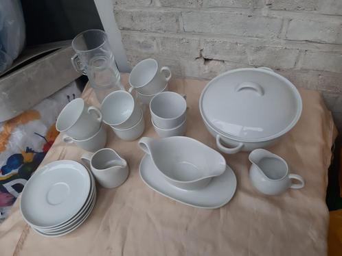 Arzberg 22-Delige Serviesgoed - wit porselein, Huis en Inrichting, Keuken | Servies, Nieuw, Kop(pen) en/of Schotel(s), Overige stijlen
