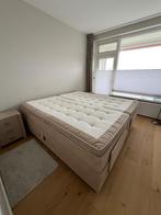 Boxspring, tweepersoonsbed, elektrisch 200x220, Ophalen, Crème, Tweepersoons, Zo goed als nieuw