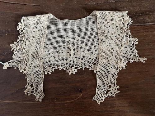 Prachtige antieke kragen , kraag, paspop Siegel, buste, Antiek en Kunst, Antiek | Kleding en Accessoires, Dames, Ophalen