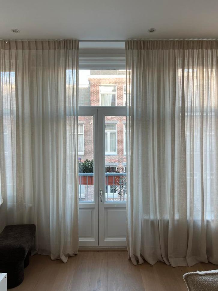 Linnen gordijnen met rails - Zeer goede staat, Huis en Inrichting, Stoffering | Gordijnen en Lamellen, Zo goed als nieuw, 200 cm of meer