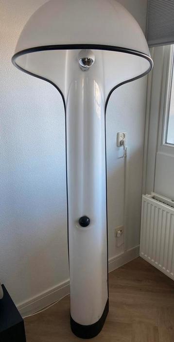 Alba design vloerlamp beschikbaar voor biedingen