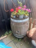 Oud wijnvat of eventueel regenton, 150 liter of meer, Ophalen of Verzenden, Gebruikt, Hout