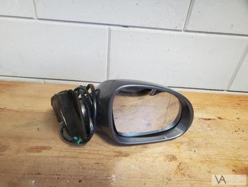 VW Passat 3c 2005 - 2010 spiegel rechts nette staat grijs beschikbaar voor biedingen