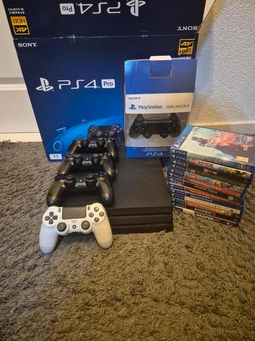 Playstation 4 Pro 1TB + 5 controllers + 13 games, Spelcomputers en Games, Spelcomputers | Sony PlayStation 4, Zo goed als nieuw