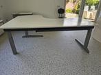 Ahrend bureau, Ophalen, In hoogte verstelbaar, Gebruikt, Bureau