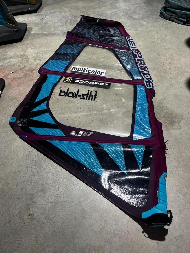 Neilpryde Combat Pro 4.5 2020, Watersport en Boten, Windsurfen