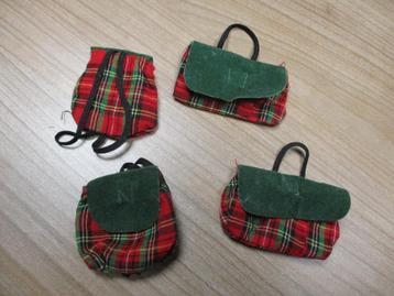 4 VINTAGE BARBIE/SINDY/FLEUR TASJES beschikbaar voor biedingen