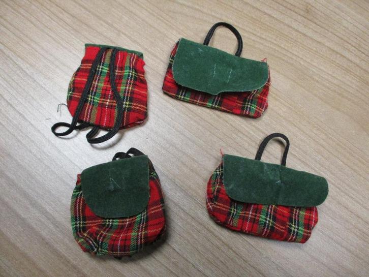 4 VINTAGE BARBIE/SINDY/FLEUR TASJES, Verzamelen, Poppen, Gebruikt, Accessoires, Verzenden