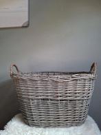 Grote rieten mand, Huis en Inrichting, Woonaccessoires | Schalen en Manden, Ophalen, Rechthoekig, Riet