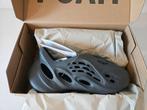 Nieuwe Yeezy Foam Runner Carbon IG5349 maat 39 RNNR, Overige kleuren, Nieuw, Ophalen of Verzenden, Sneakers of Gympen