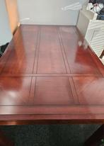 Tafel met stoelen, Ophalen