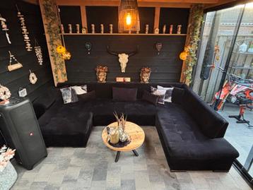 Mooie U lounge-bank  beschikbaar voor biedingen
