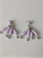 Zilverkleurige oorbellen met paarse kralen, Ophalen, Overige materialen, Hangers, Paars