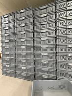 Magazijnbakken 59 x 80 x 22 cm – lichtgrijs – stapelbaar, Ophalen, Gebruikt, 40 tot 60 cm, Minder dan 35 cm