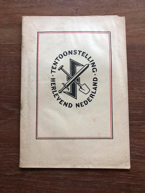 NSB 1942 Tentoonstelling Herlevend Nederland. Deze expositie, Verzamelen, Militaria | Tweede Wereldoorlog, Boek of Tijdschrift