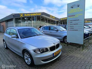 BMW 1-serie 116i NAVI//NL AUTO beschikbaar voor biedingen