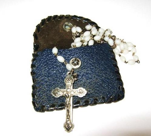 Oud beursje - etui voor rozenkrans blauw/bruin leder (6888), Antiek en Kunst, Antiek | Religie, Ophalen