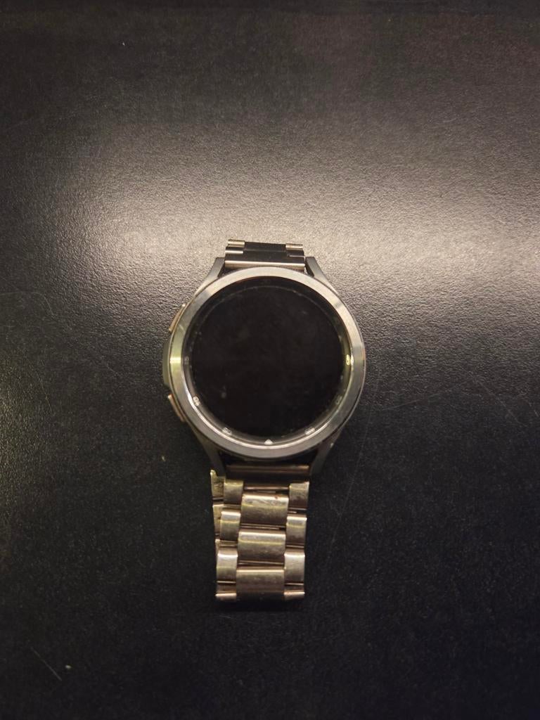 Samsung Galaxy Watch 4 Classic - Zilver, Sieraden, Tassen en Uiterlijk, Smartwatches, Zo goed als nieuw, Android, Zilver, Afstand